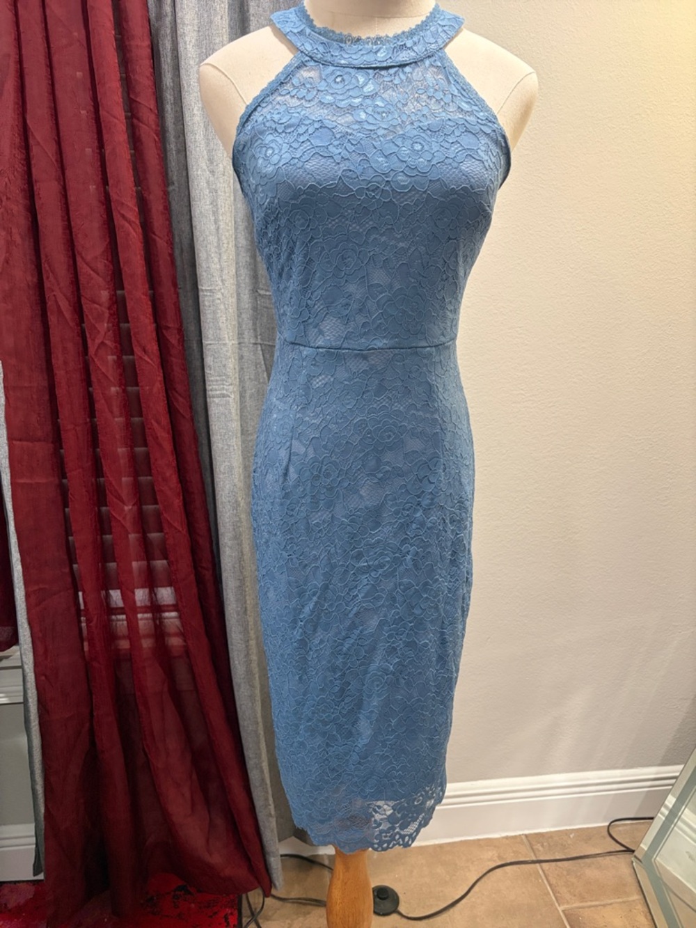 Sleeveless Lace Halter Sheath Dress in Dusty Blue